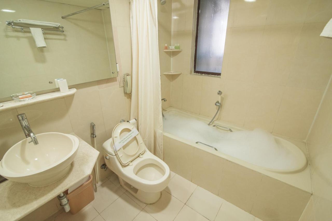 Sai Vishram Business Hotel 벵갈루루 외부 사진