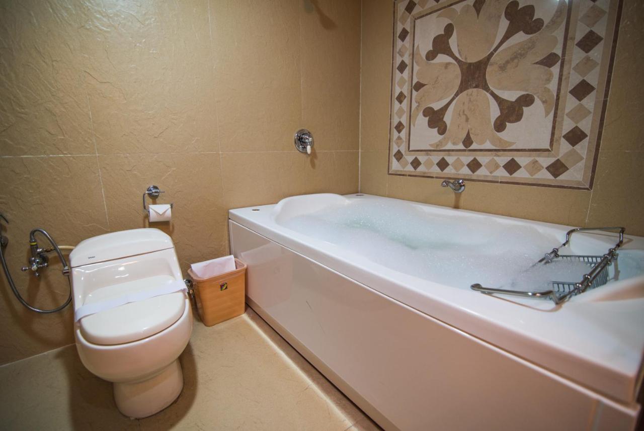 Sai Vishram Business Hotel 벵갈루루 외부 사진