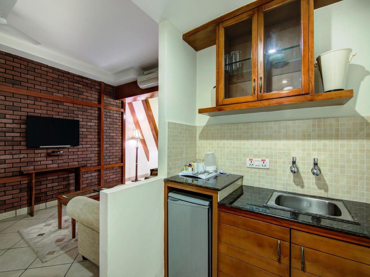 Sai Vishram Business Hotel 벵갈루루 외부 사진
